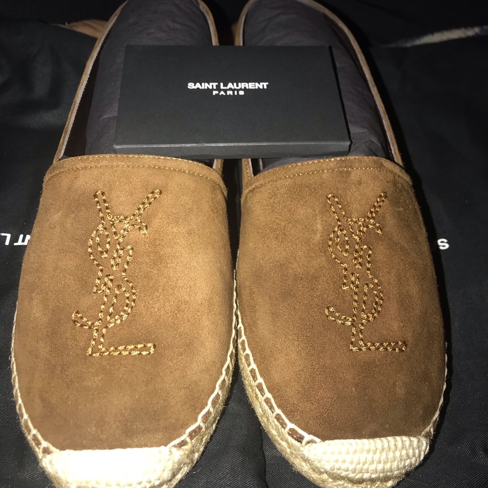 Brand new never worn Saint Laurent size 8